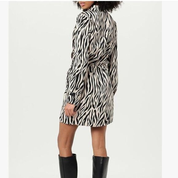 The Drop Women's Mack Silky Wrap Mini Dress Zebra Print Size M NWT Old Money - Picture 2 of 10